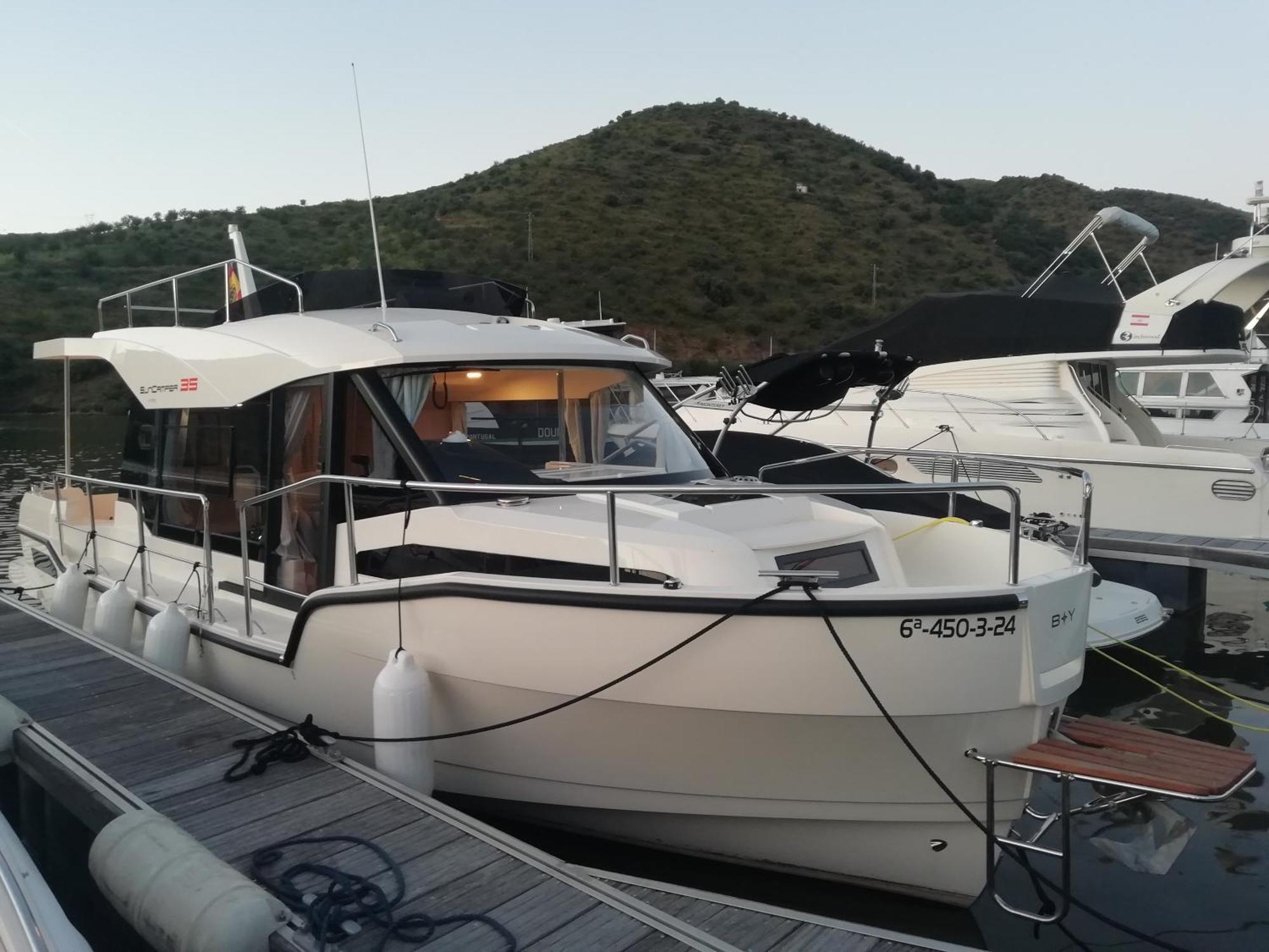 Hotel Koolhouse Boat à Vila Nova de Foz Coa Extérieur photo